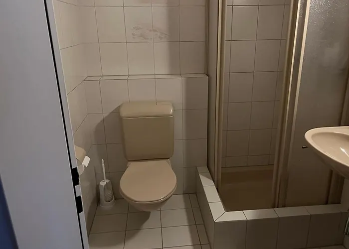 Private In Schaenis For Than 3 Guests The Entire Place Is Yours Daire Schanis